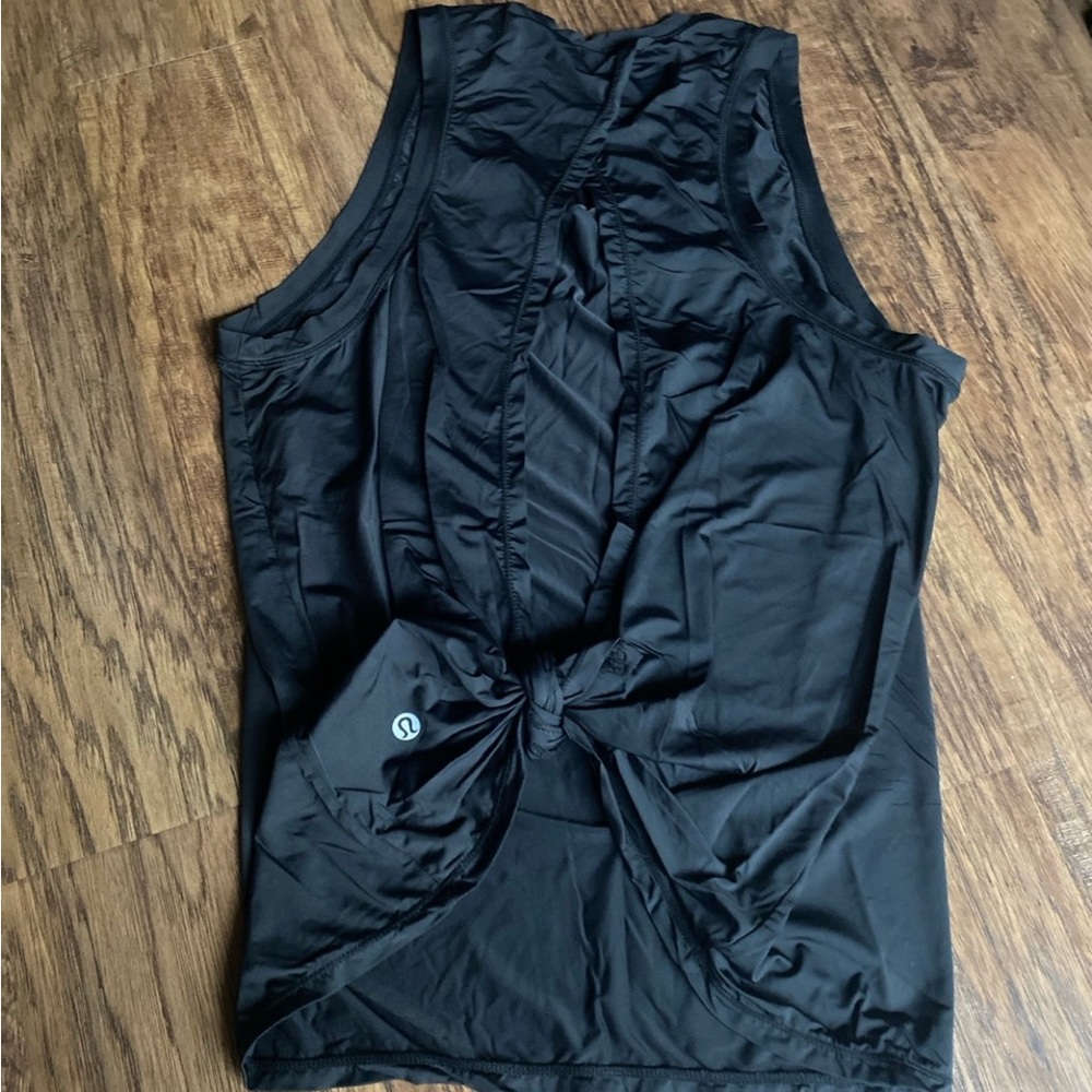Lululemon Athletica Black Tie Front Sleeveless Tank Top